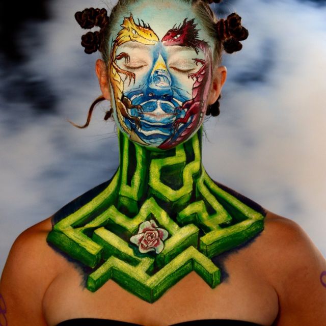 Body painting... - Page 4 88254671_583878378867203_3469133019374496834_nfull